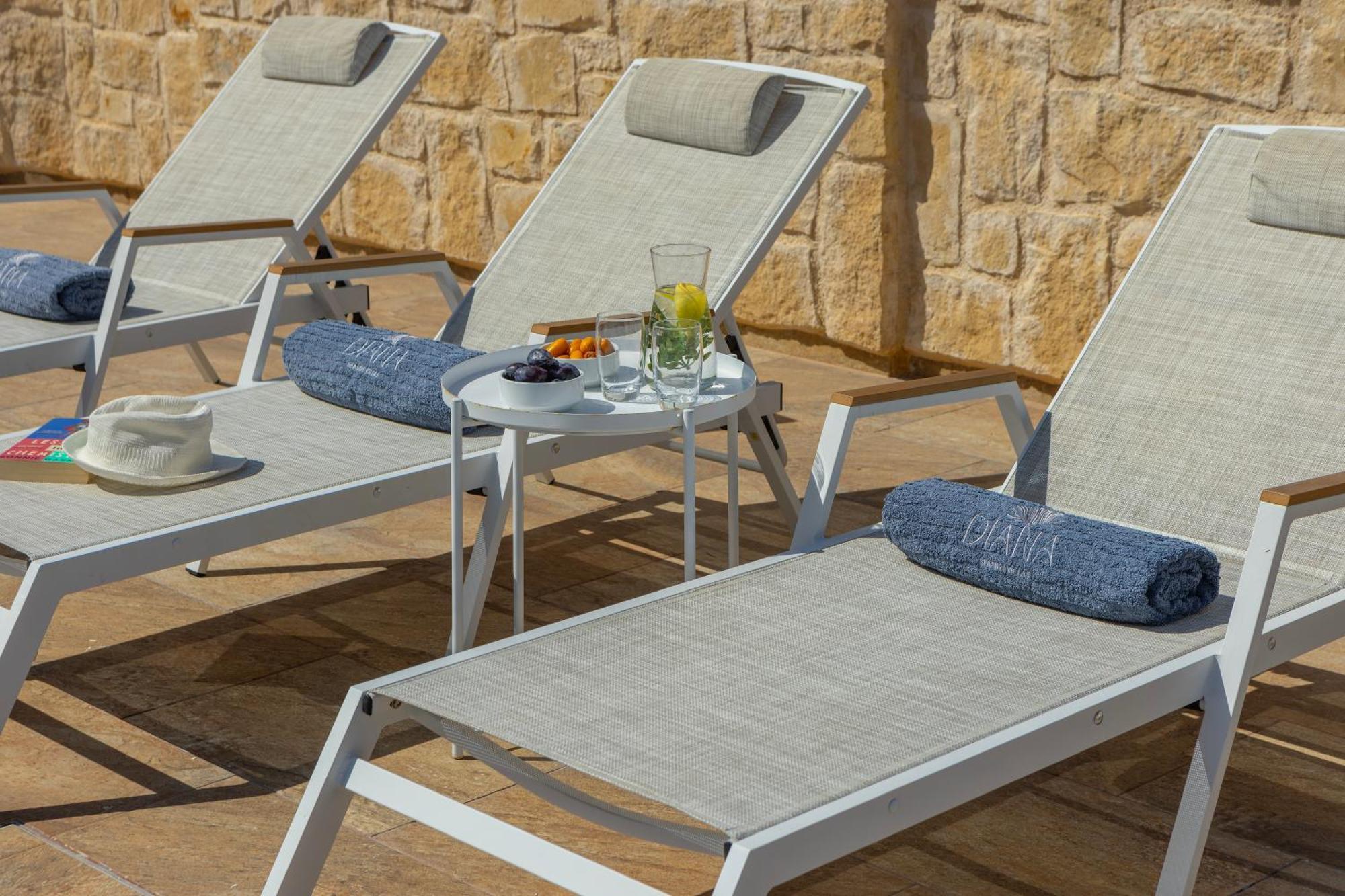 Diana Seaside Villas بوموس المظهر الخارجي الصورة