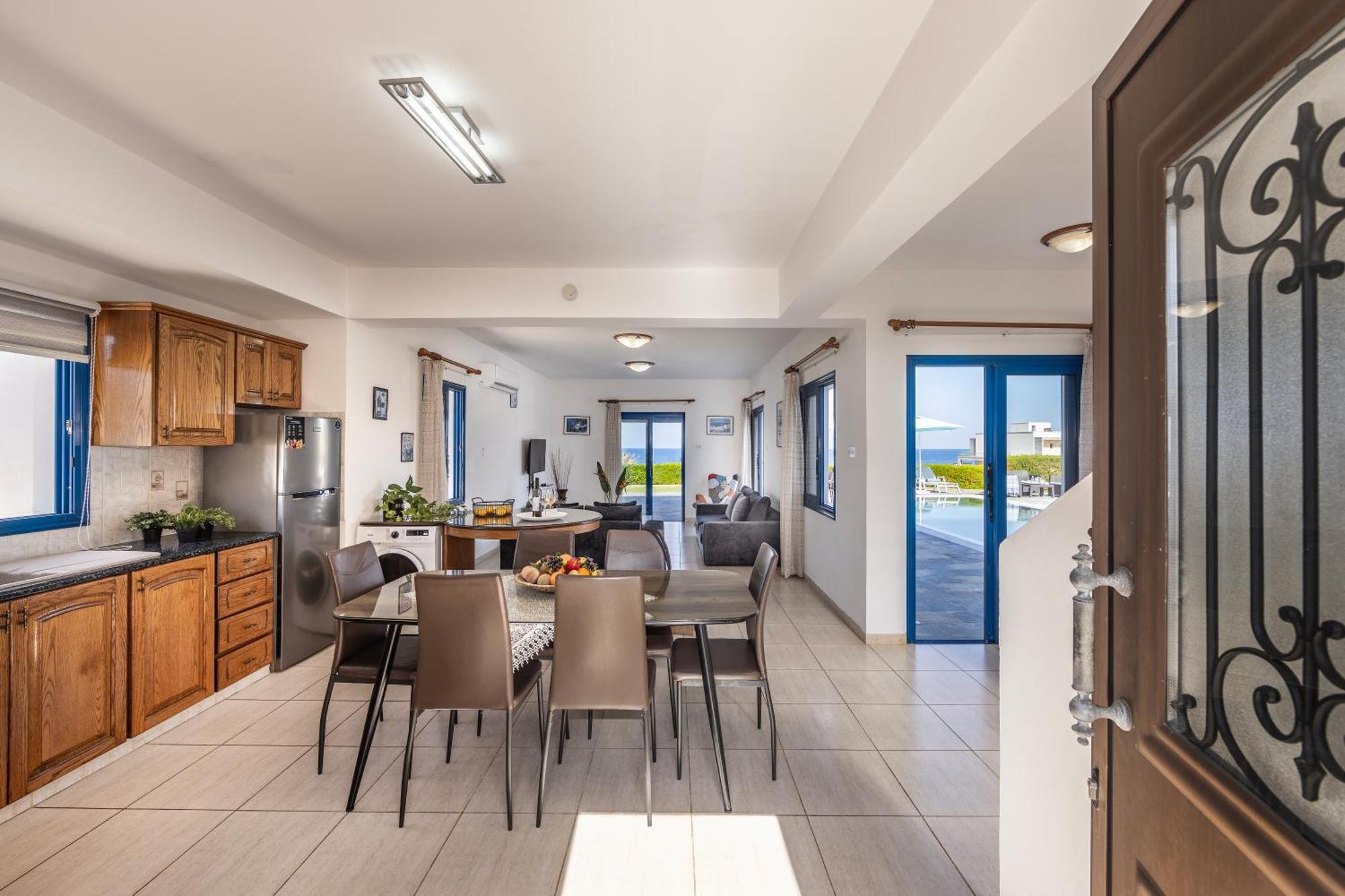 Diana Seaside Villas بوموس المظهر الخارجي الصورة