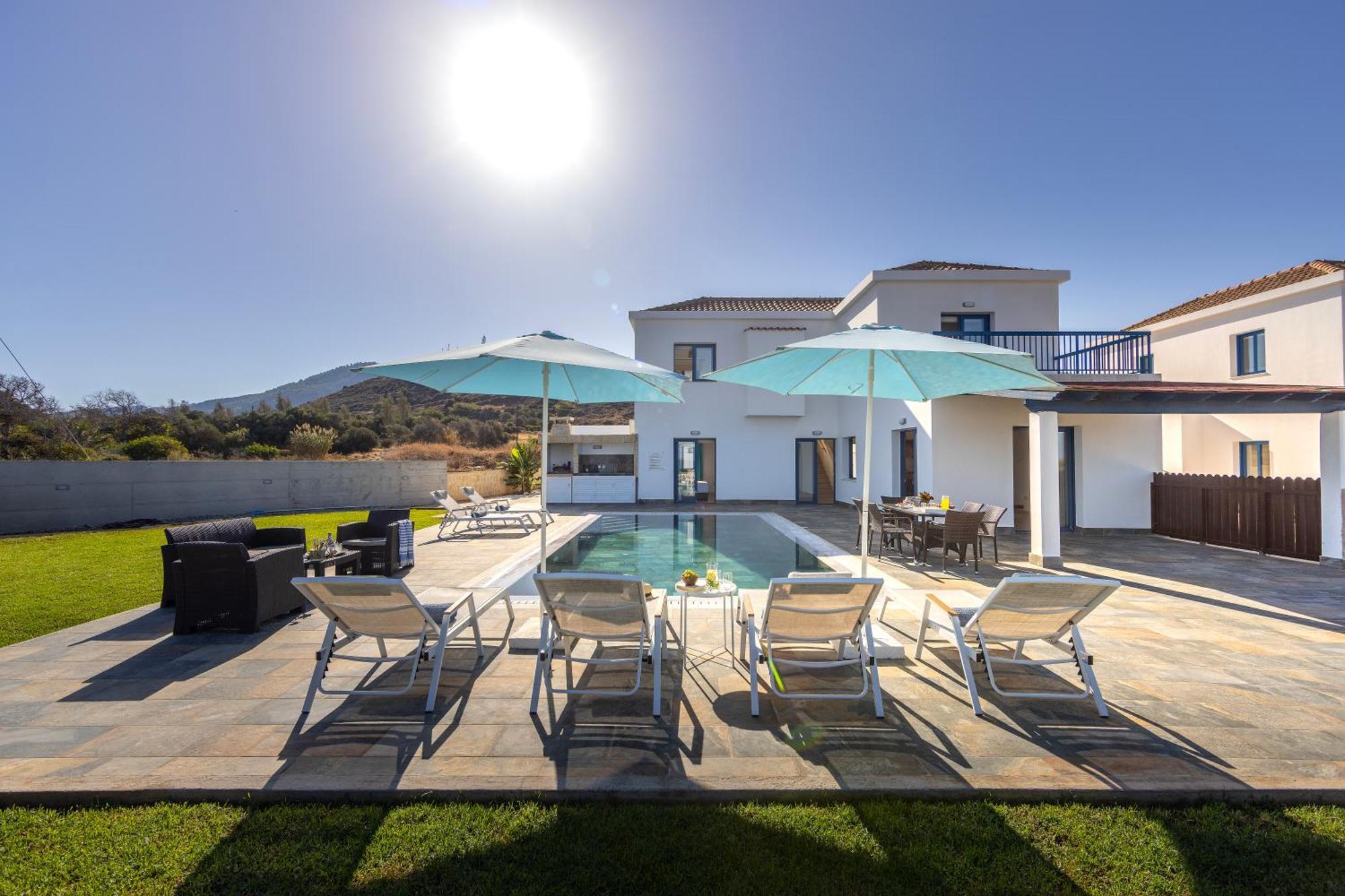 Diana Seaside Villas بوموس المظهر الخارجي الصورة